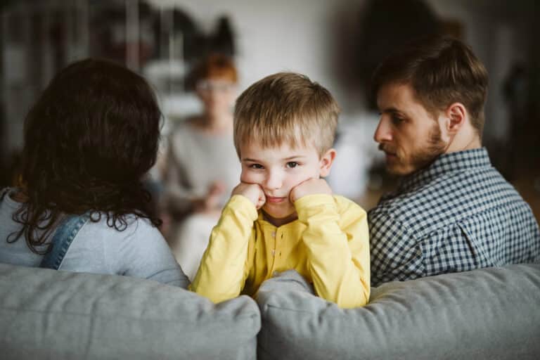 Illustration de l’article « Les thérapies familiales : revisiter les liens et révéler les causes profondes »